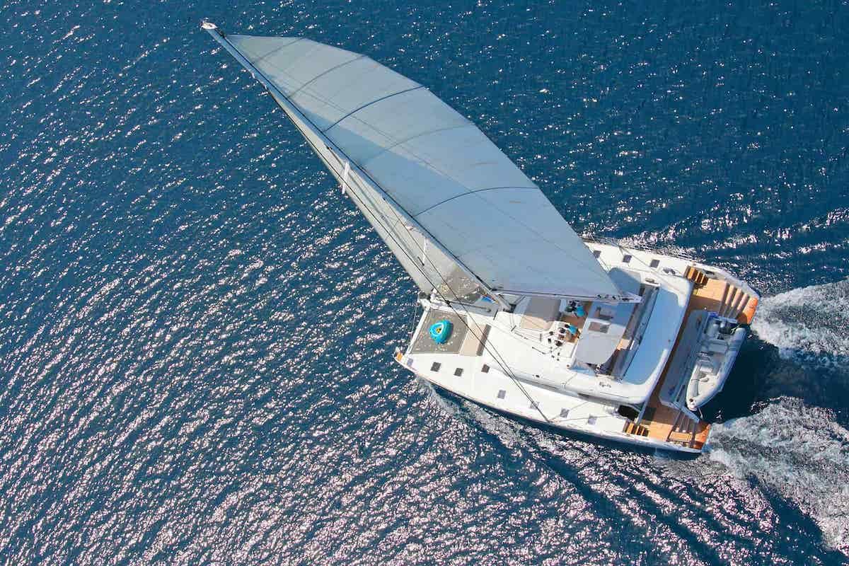 S/CAT Lagoon 620 Santorini Yachts, Santorini Yacht Charter